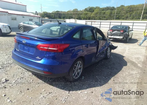 2015 Ford Focus Se z USA, uszkodzony, nr VIN 1FADP3F27FL333607